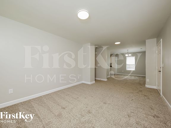 2nd image of 1106 Julian St