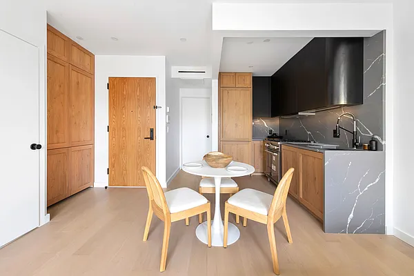 Kitchen, photo 1
