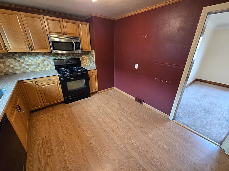 34 Concord Dr #2 — Photo 17