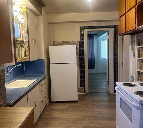 5th image of 306 W Park Pl #3