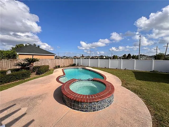 2153 Sutherland Pl — Photo 30