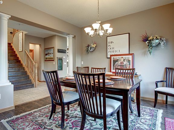 5th image of 2815 NE 185th Ct