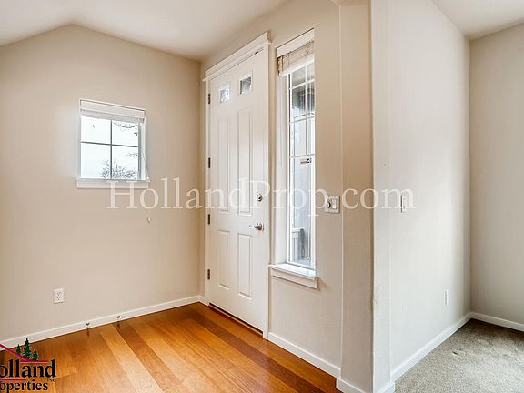 3rd image of 7068 NE Stonewater St