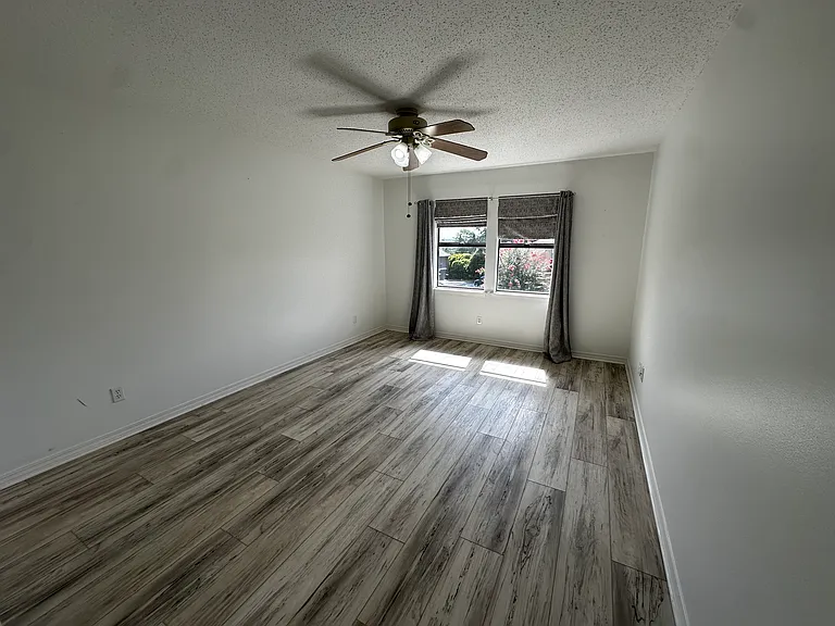 200 Parma Dr — Photo 20