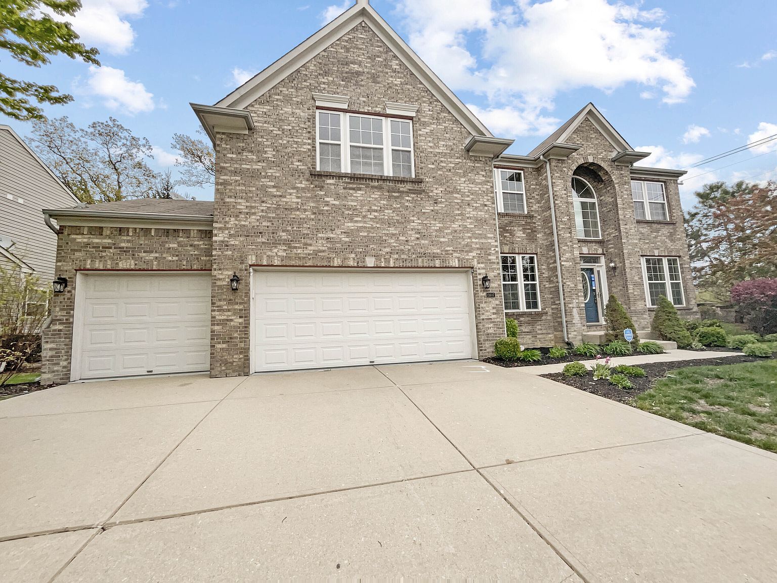 13607 Gilbert Ln, Fishers, IN 46038 Zillow