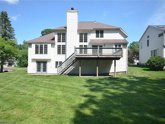 3rd image of 3246 Crown Pointe Dr