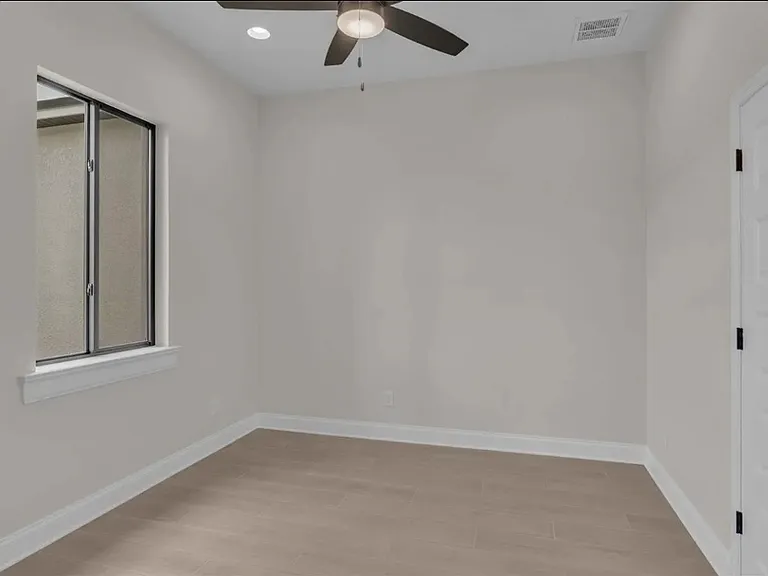 6980 Bentridge Dr — Photo 31