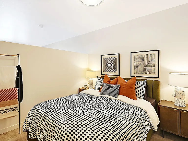 Terrace Station Apartments — Photo 41