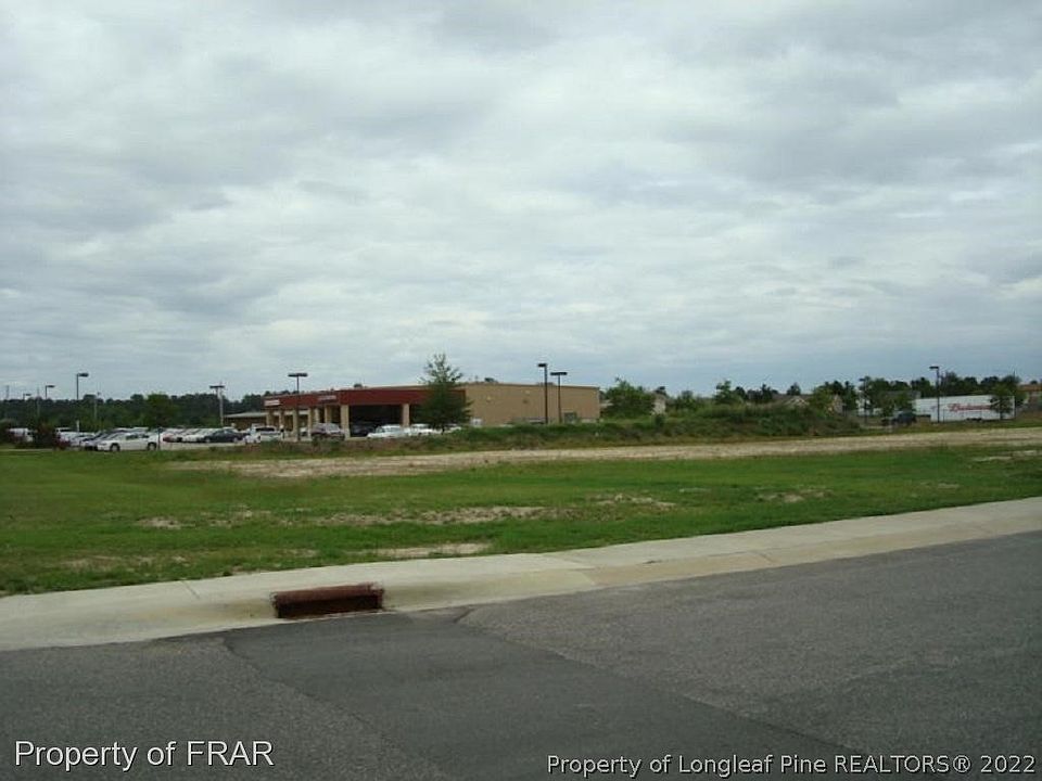 1st image of 1002 Woodridge Dr