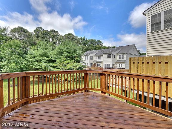3rd image of 1432 Thornbury Ct