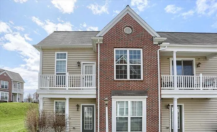 Building Photo - 714 Whitetail Dr