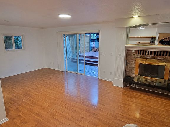 5th image of 4531 E E St #B