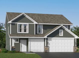 Marquette Plan, Gonz Lake : Venture Collection, Saint Michael, MN 55376