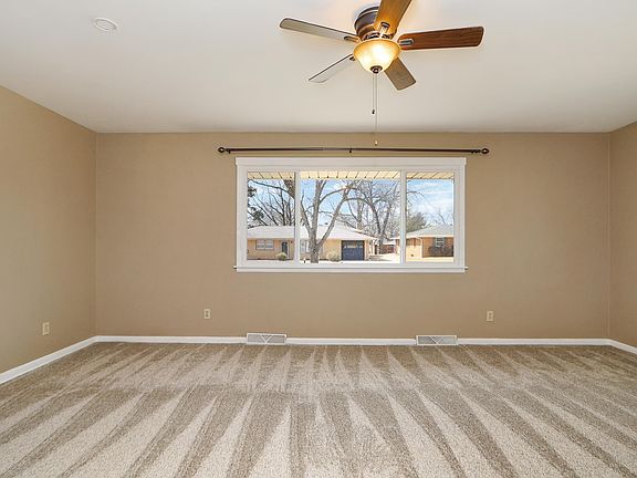 3rd image of 1728 Cassell Rd