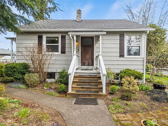 2nd image of 32229 Morgan Drive