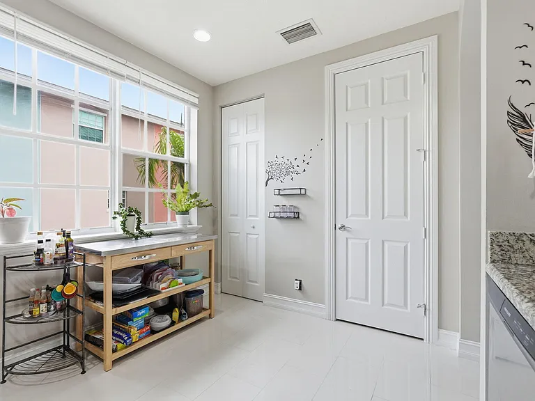 310 N Dixie Hwy #104 — Photo 22