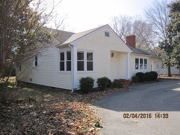 2nd image of 25613 Simmons Ave