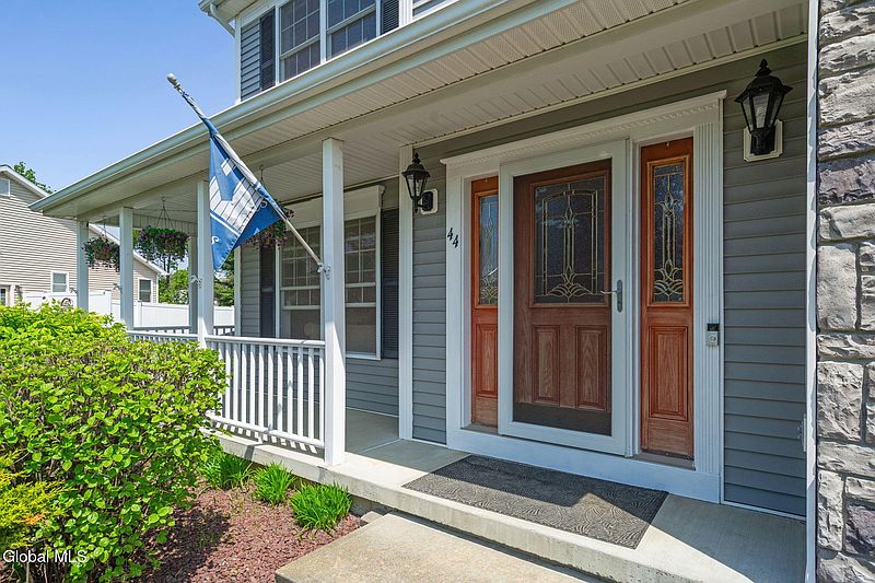 2nd image of 44 Sherman Way