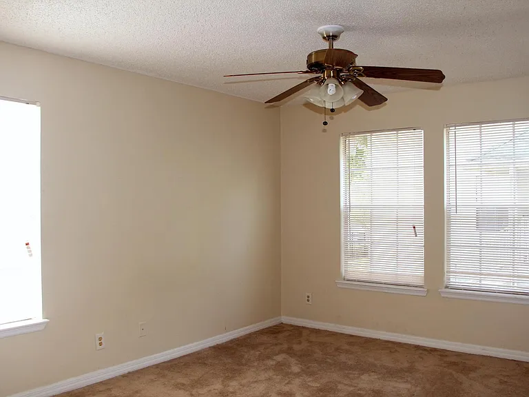 5974 Westgate Dr #203 — Photo 2