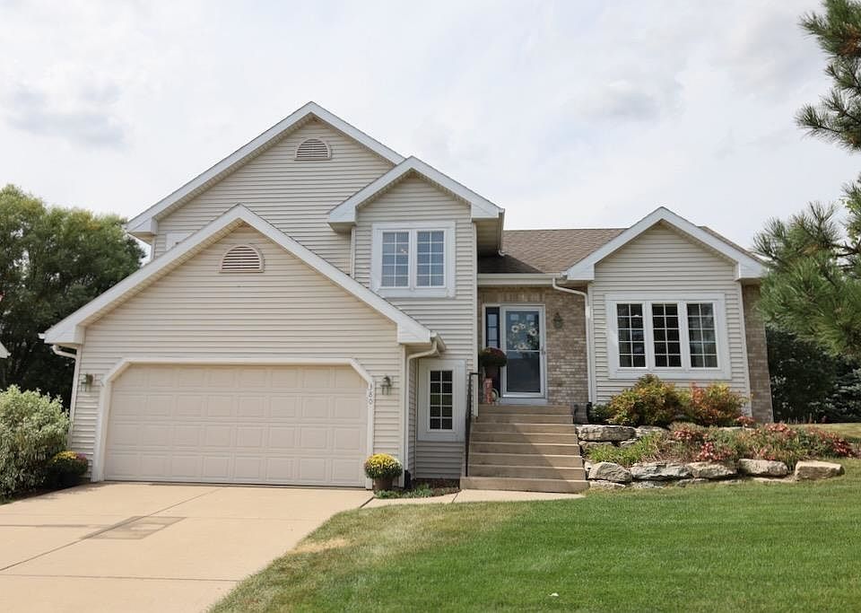 1st image of 380 Kelvington Dr