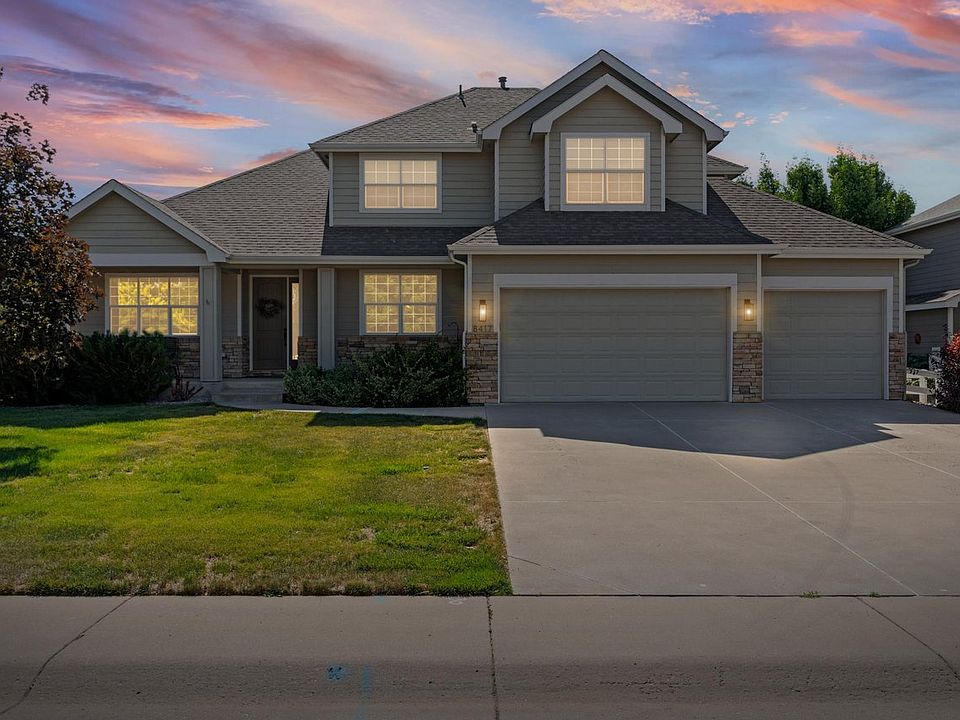 1st image of 8417 Castaway Dr