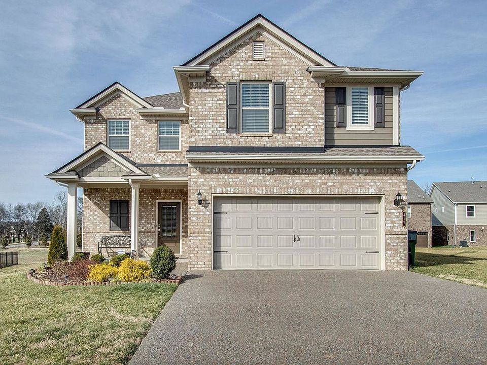 1st image of 417 Black Thorn Ln