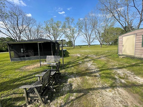 2nd image of 2731 County Road 107