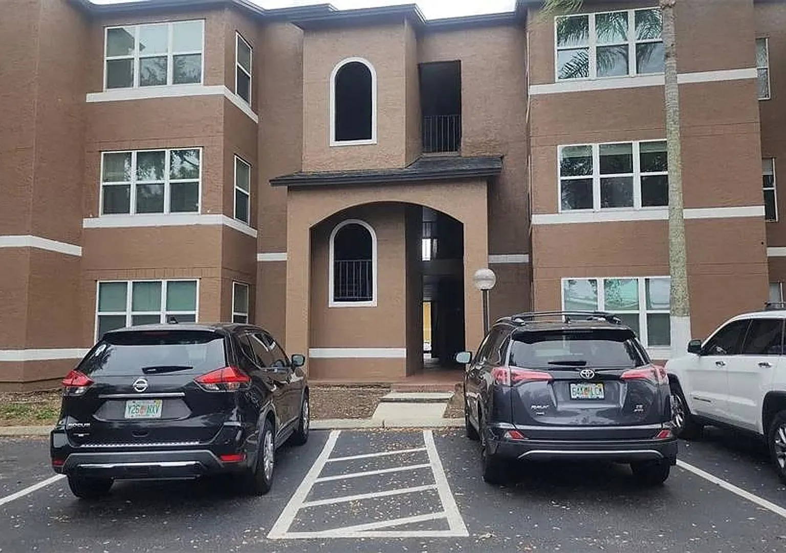 1 Bed / 1 Bath Condo in Venetian Place, East Orlando nr Airport — Photo 1