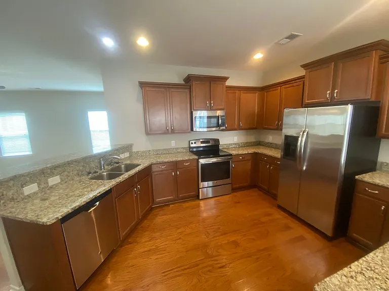 901 Garden Hills Loop — Photo 17