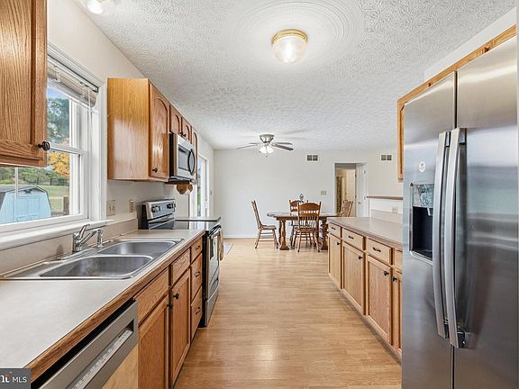 5th image of 21 Greenfield Rd