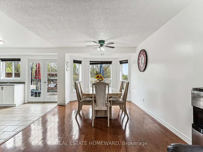 1117 Ashley Ct — Photo 12