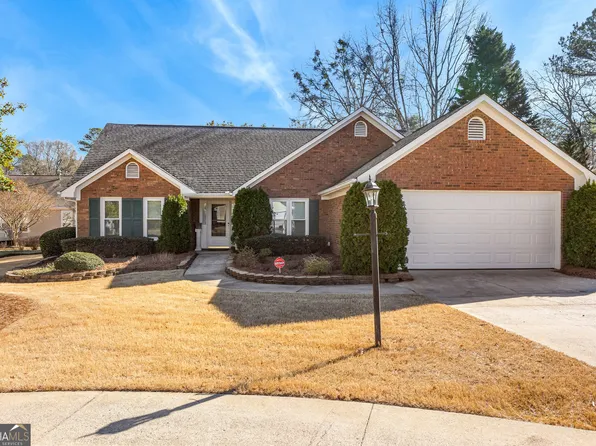 165 Hunters Walk, Fayetteville, GA 30214