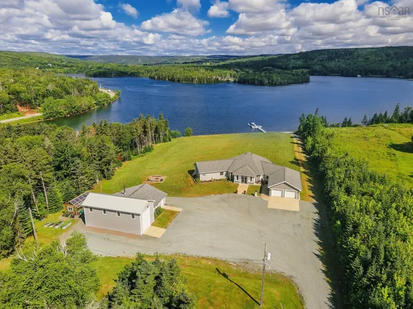 11637 Highway 16, Boylston, NS B0H 1G0