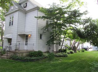 2109 Walnut St, Cedar Falls, IA 50613