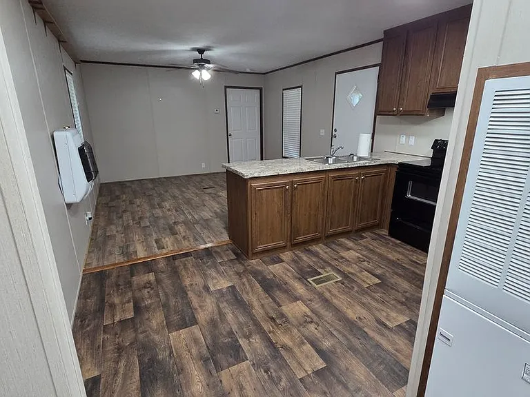 17400 Dustin Ln #1160-W — Photo 4