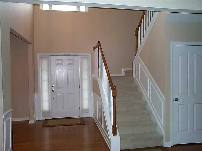 13032 Thames Dr — Photo 29