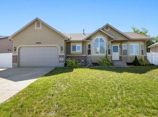 12844 S Shawnee Dr, Riverton, UT 84096