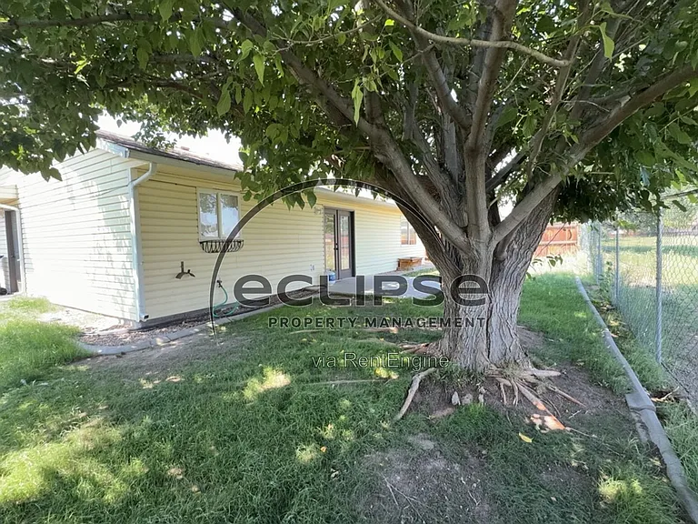 560 Huntington Point Ln — Photo 39