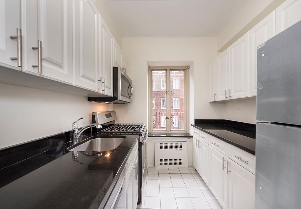 1st image of 36 E 36th St APT 9G