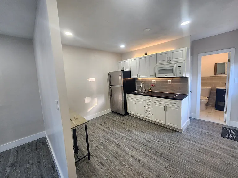 11520 Pinkston Dr — Photo 11