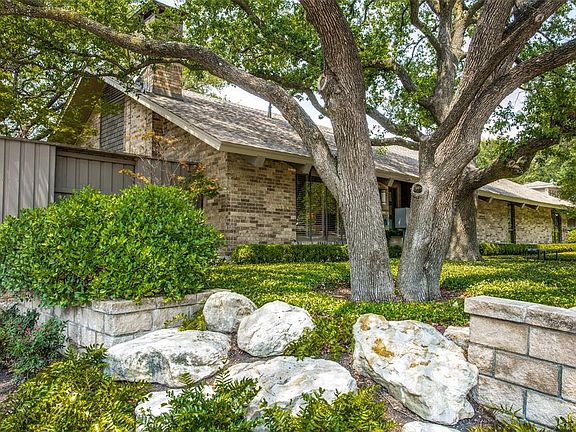 2nd image of 9809 Crest Meadow Dr