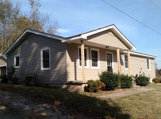 6742 Hall Rd, Greenbrier, TN 37073