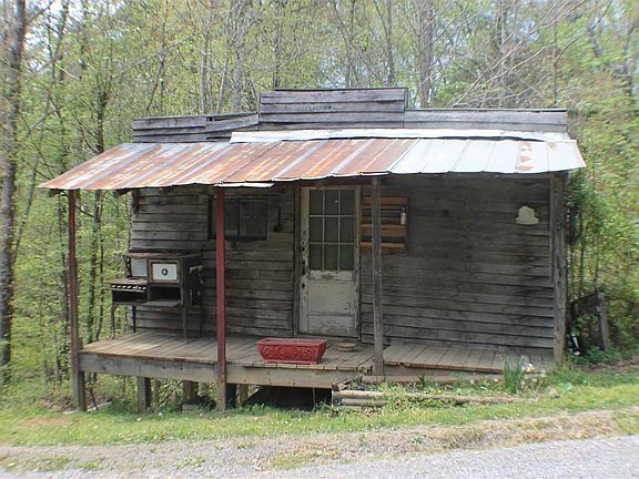 2nd image of 1850 S Delozier Rd