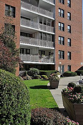 1st image of 9801 67th Ave APT 6D