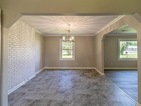 4th image of 4206 Schneidman Rd