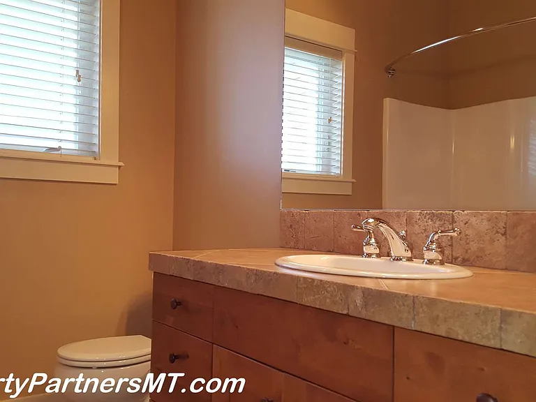 3157 Spring Ridge Dr — Photo 4