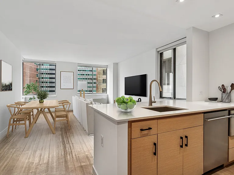 15 Cliff — Photo 23