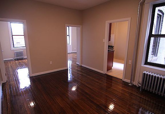 5th image of 39-31 24th St #19
