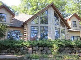 936 Rivers End Dr, Indian River, MI 49749