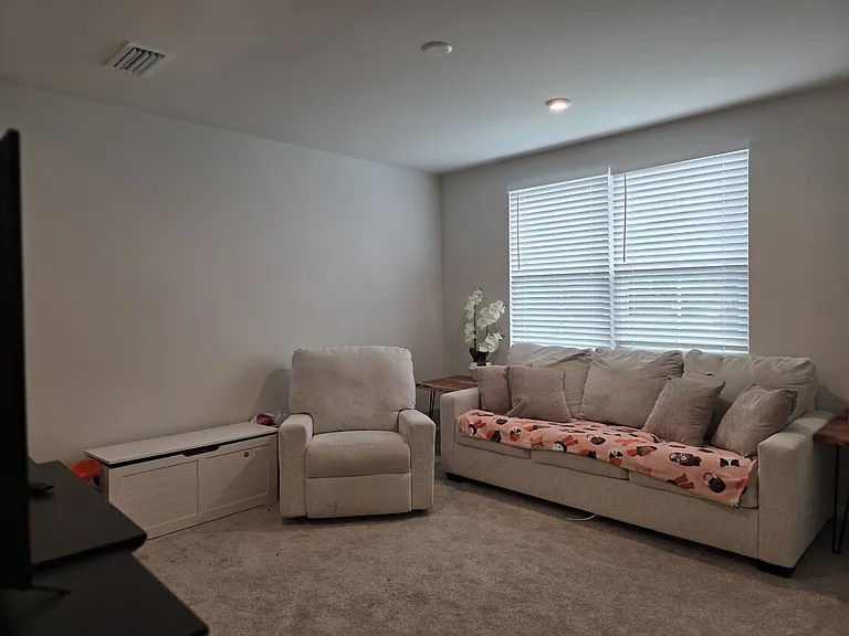 318 Pointers Dr — Photo 18